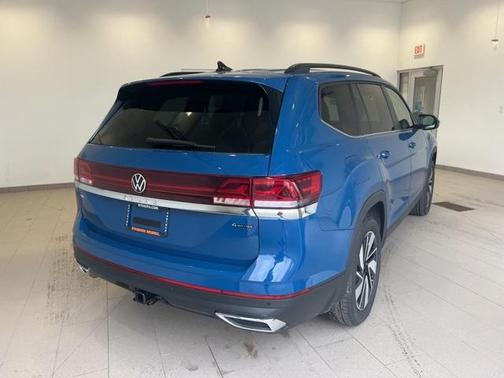 2025 Volkswagen Atlas 2.0T SE