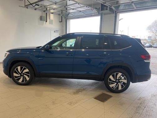 2025 Volkswagen Atlas 2.0T SE