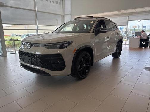 2025 Volkswagen Tiguan 2.0T SE R-Line Black