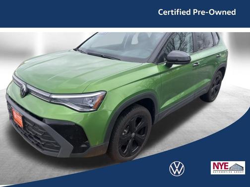 Bright Moss Green W/Black Roof 2025 Volkswagen Taos 1.5T SE Black
