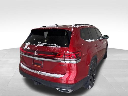 2025 Volkswagen Atlas 2.0T SE