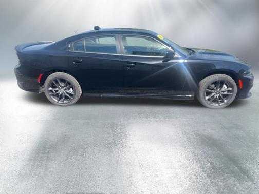 Pitch Black Clearcoat 2022 Dodge Charger GT