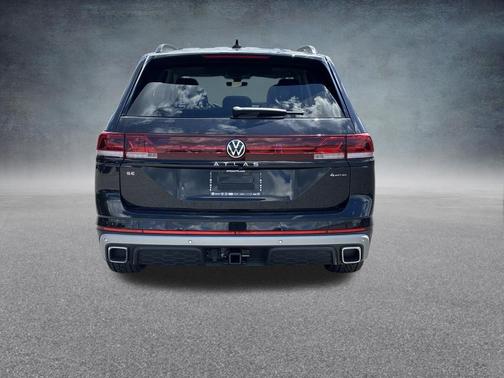 Black Pearl 2026 Volkswagen Atlas 2.0T Peak Edition