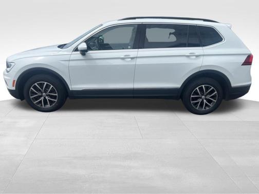 Pure White 2020 Volkswagen Tiguan 2.0T SE