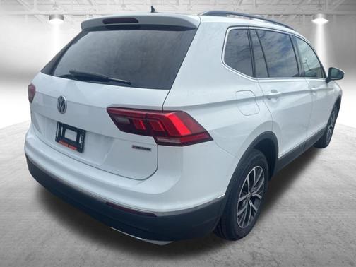 Pure White 2020 Volkswagen Tiguan 2.0T SE