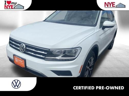 Pure White 2020 Volkswagen Tiguan 2.0T SE