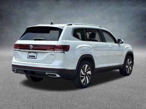 Opal White Pearl 2026 Volkswagen Atlas 2.0T SEL
