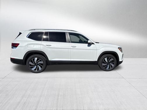 Pearl 2026 Volkswagen Atlas 2.0T SEL