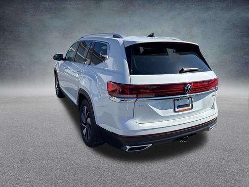 Opal White Pearl 2026 Volkswagen Atlas 2.0T SEL