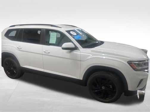 2023 Volkswagen Atlas 3.6L SE w/Technology