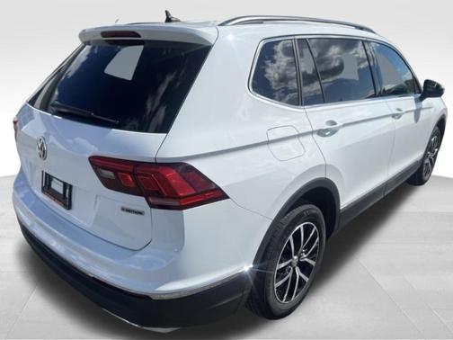 Pure White 2021 Volkswagen Tiguan 2.0T SE