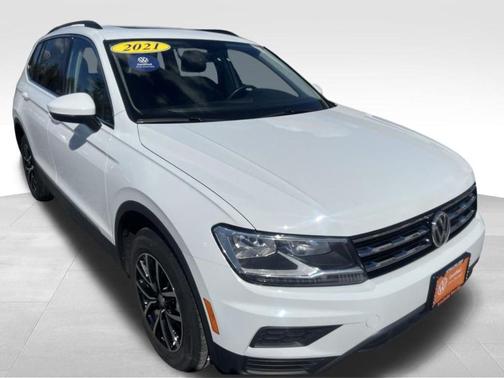 Pure White 2021 Volkswagen Tiguan 2.0T SE