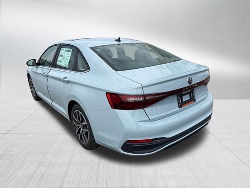 Gray 2026 Volkswagen Jetta 1.5T SE