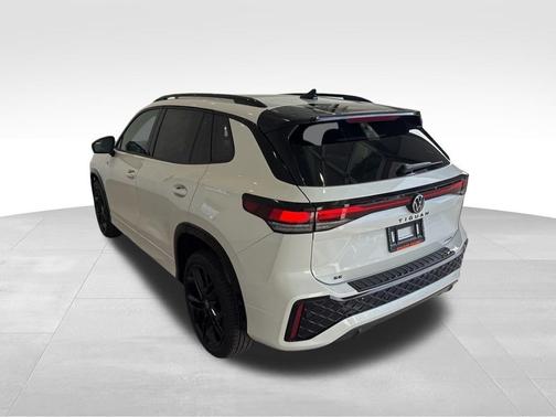 2025 Volkswagen Tiguan 2.0T SE R-Line Black