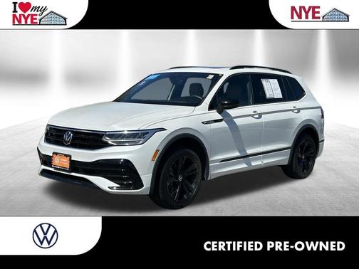 Opal White Pearl Effect 2023 Volkswagen Tiguan 2.0T SE R-Line Black