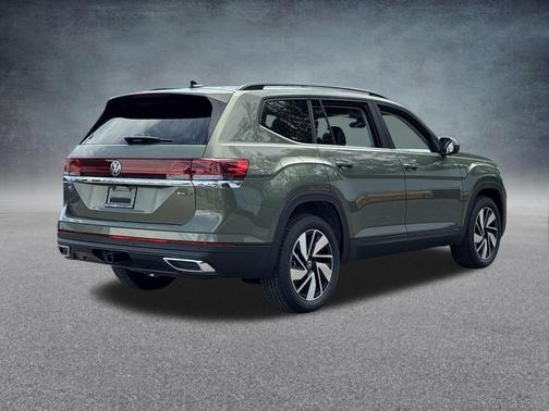 Green Pearl 2026 Volkswagen Atlas 2.0T SE W/TECHNOLOGY