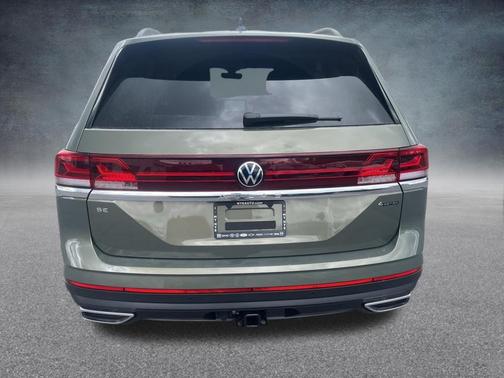 Green Pearl 2026 Volkswagen Atlas 2.0T SE W/TECHNOLOGY
