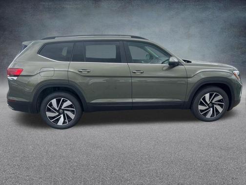 Green Pearl 2026 Volkswagen Atlas 2.0T SE W/TECHNOLOGY