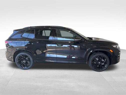 2025 Volkswagen Tiguan 2.0T SE R-Line Black