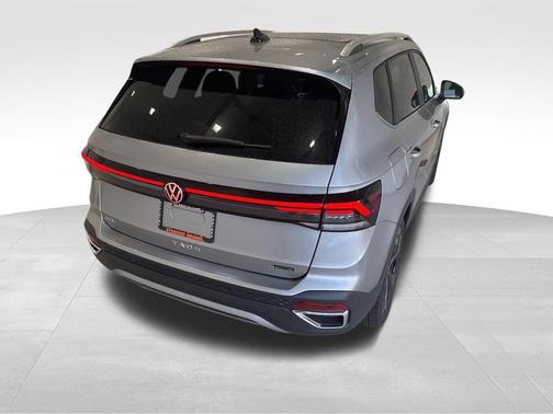2025 Volkswagen Taos 1.5T SEL