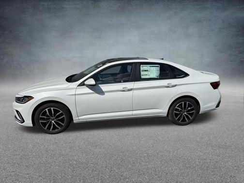 Opal White Pearl 2026 Volkswagen Jetta 1.5T SE