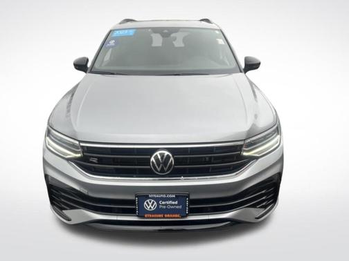 Pyrite Silver Metallic 2023 Volkswagen Tiguan 2.0T SE R-Line Black