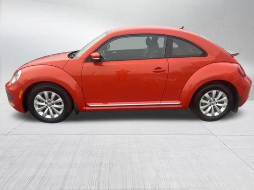 2019 Volkswagen Beetle 2.0T S