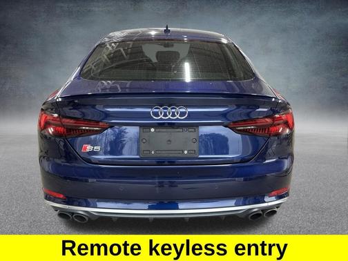 Navarra Blue Metallic 2018 Audi S5 3.0T Prestige