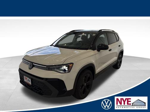 2025 Volkswagen Taos 1.5T SE Black