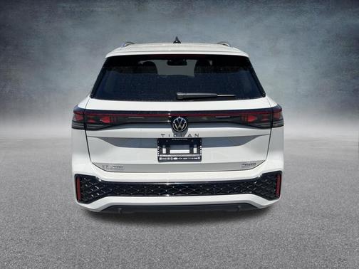 Sandstone 2026 Volkswagen Tiguan 2.0T SEL R-Line