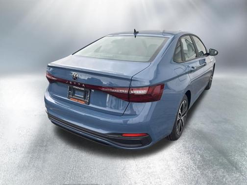 Blue Pearl 2026 Volkswagen Jetta 1.5T Sport