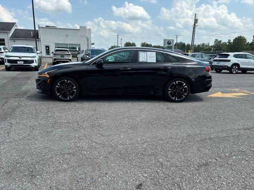 Ebony Black 2022 Kia K5 GT-Line