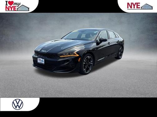 Ebony Black 2022 Kia K5 GT-Line