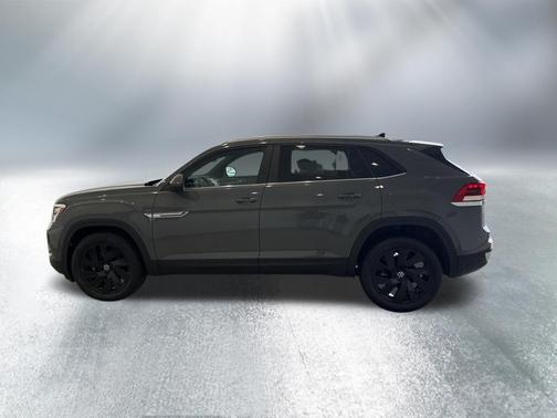 Pure Gray 2026 Volkswagen Atlas Cross Sport 2.0T SE W/TECHNOLOGY