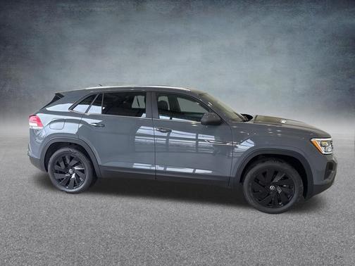 Pure Gray 2026 Volkswagen Atlas Cross Sport 2.0T SE W/TECHNOLOGY
