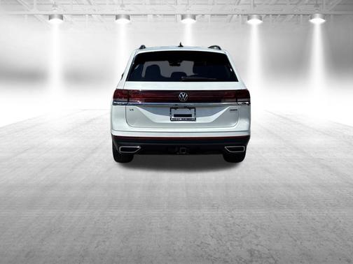 Opal White Pearl 2026 Volkswagen Atlas 2.0T SE W/TECHNOLOGY