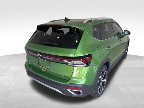 2025 Volkswagen Taos 1.5T SEL