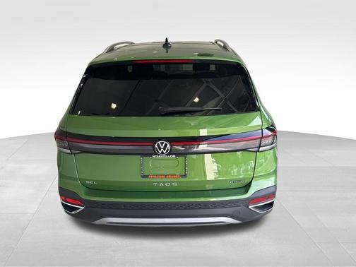 2025 Volkswagen Taos 1.5T SEL