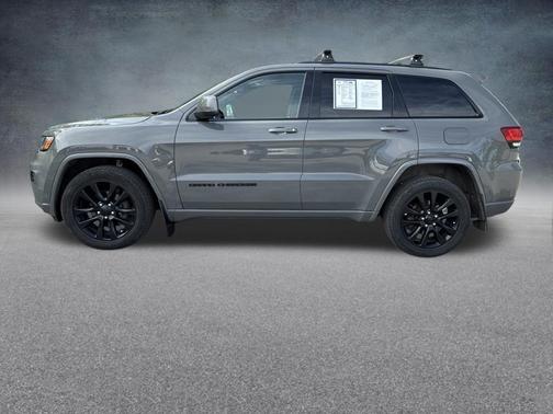 Sting Gray Clearcoat 2019 Jeep Grand Cherokee Altitude