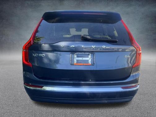 Denim Blue Metallic 2023 Volvo XC90 B6 Plus 7-Seater