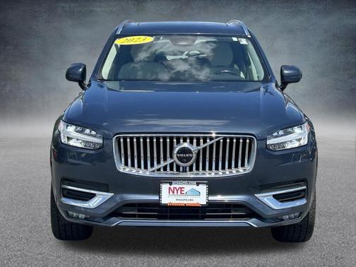 Denim Blue Metallic 2023 Volvo XC90 B6 Plus 7-Seater