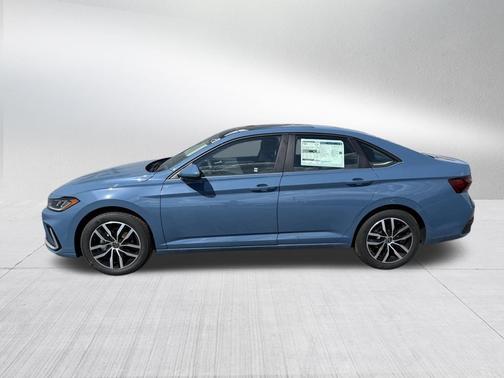 Blue Pearl 2026 Volkswagen Jetta 1.5T SE