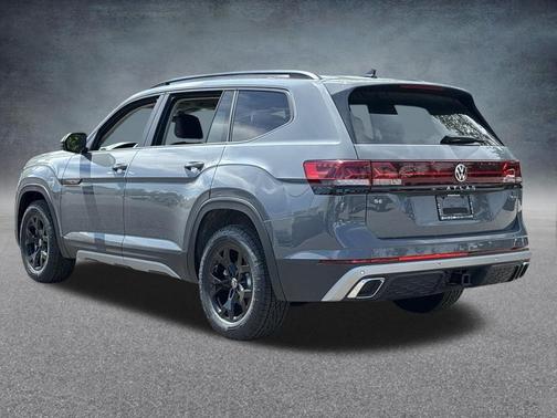 Pure Gray 2026 Volkswagen Atlas 2.0T Peak Edition