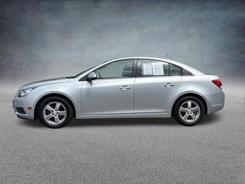 Silver Ice Metallic 2014 Chevrolet Cruze 1LT