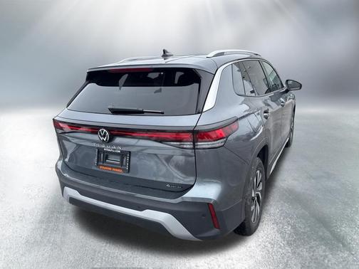 Platinum Gray Metallic 2026 Volkswagen Tiguan 2.0T S