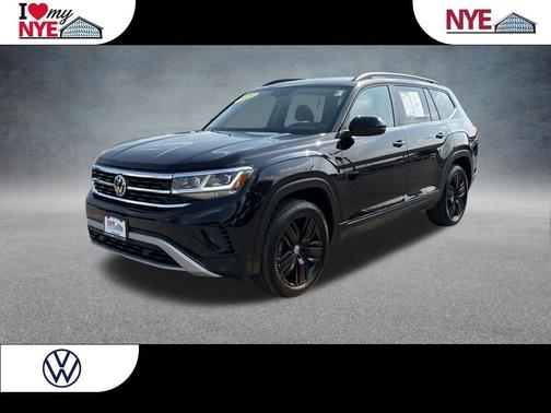 Deep Black Pearl Effect 2021 Volkswagen Atlas 3.6 V6 SE w/ Technology