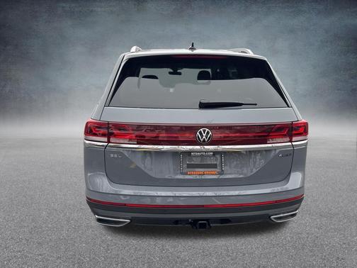 Pure Gray 2026 Volkswagen Atlas 2.0T SEL