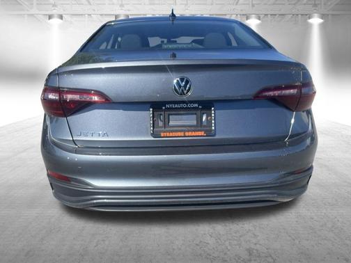 Platinum Gray Metallic 2023 Volkswagen Jetta 1.5T S