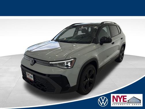 2025 Volkswagen Taos 1.5T SE Black