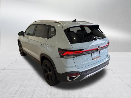 2026 Volkswagen Taos 1.5T SEL